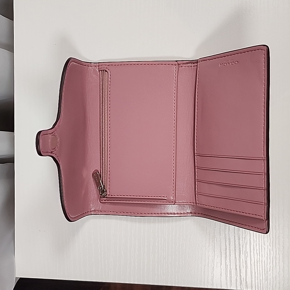 Coach Medium Envelope Wallet - Picture 9 of 13